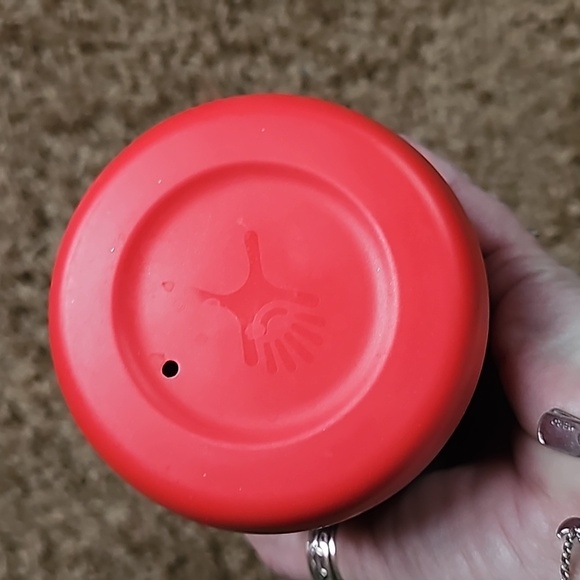 Hydroflask water bottle 40oz - Picture 3 of 4